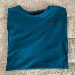 Nike Dri-fit/Size Medium